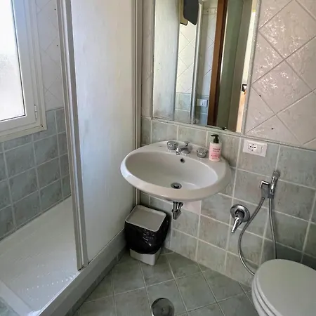 Апартаменты Bed Bike Breakfast Piramide *
